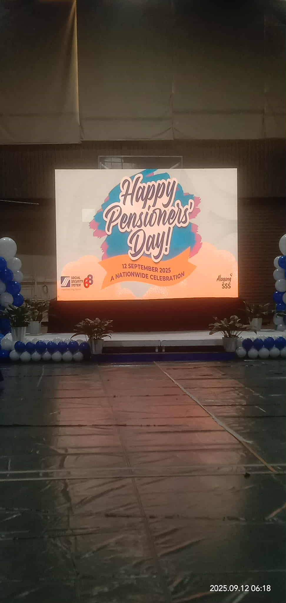 Video Equipments Visuals Display LED Wall P3.9 for Rental