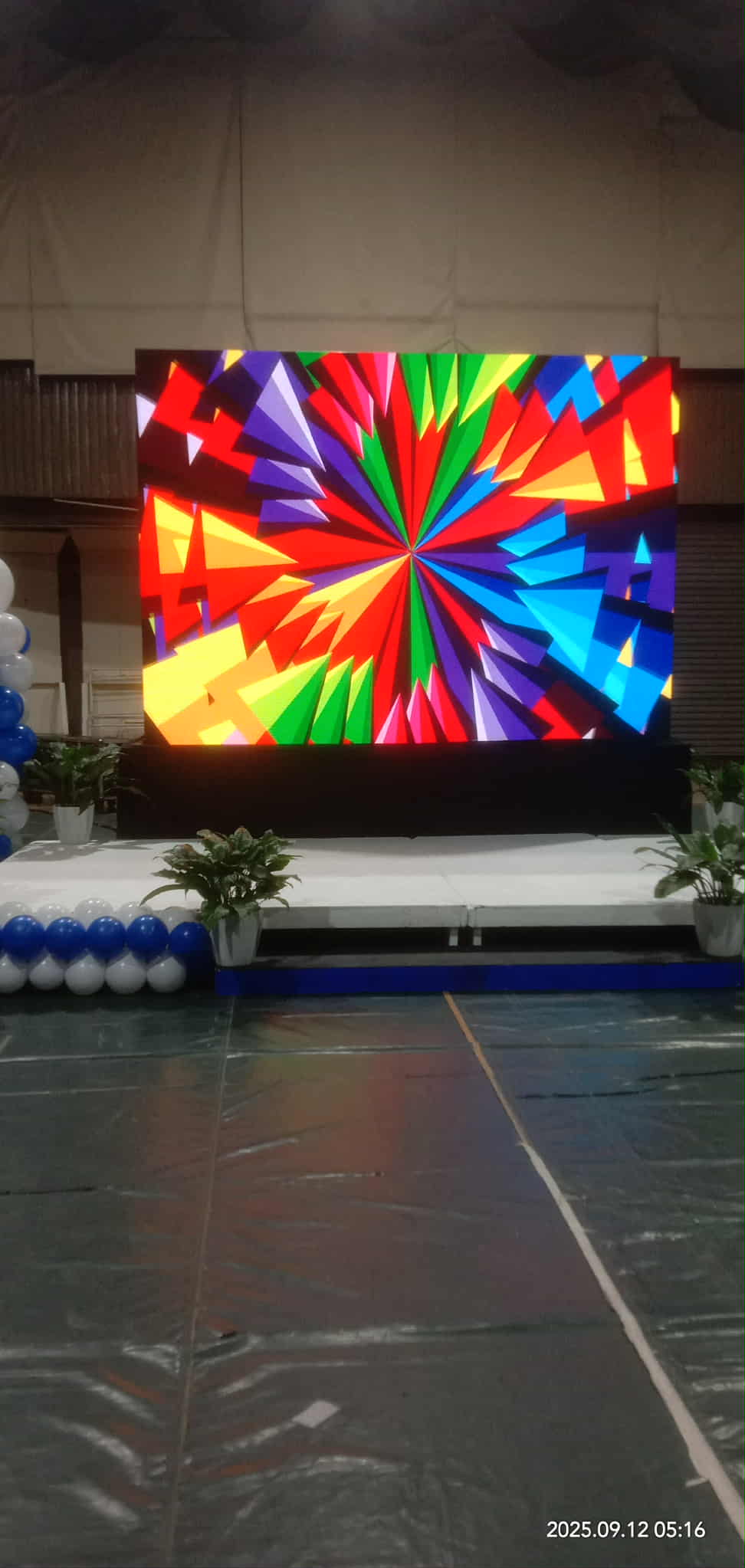 Video Equipments Visuals Display LED Wall P3.9 for Rental