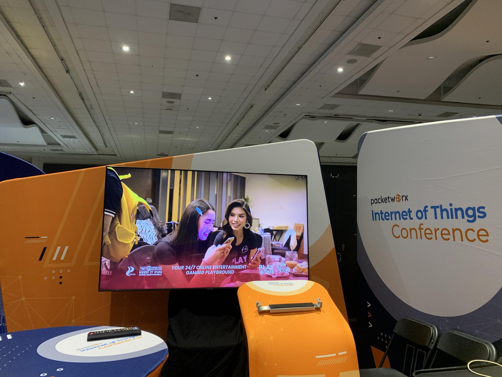 For Rental LED TV. Monitor Works Placing Stand, Wall Mount, Floor Stand