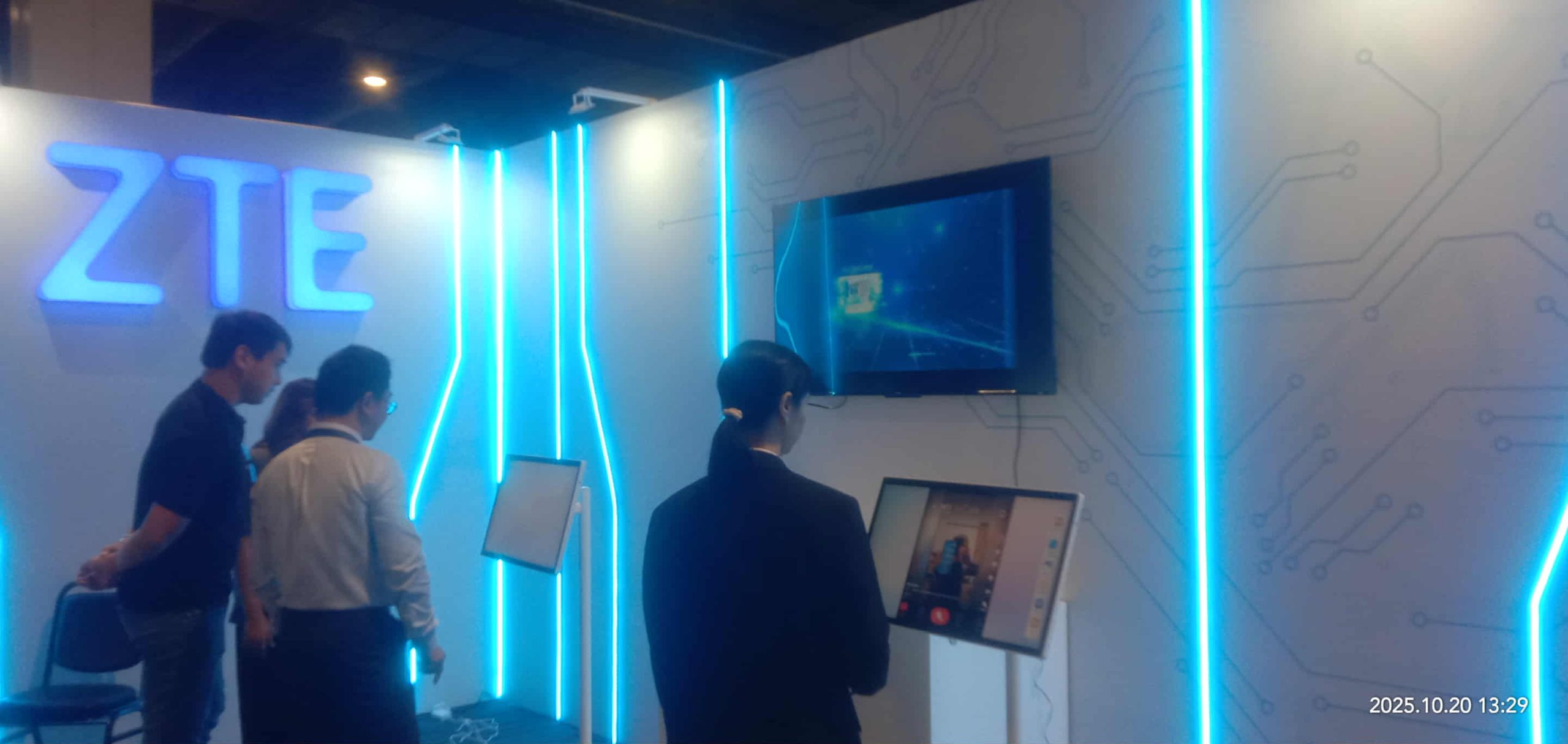 Equipments for Rental LED TV Monitor