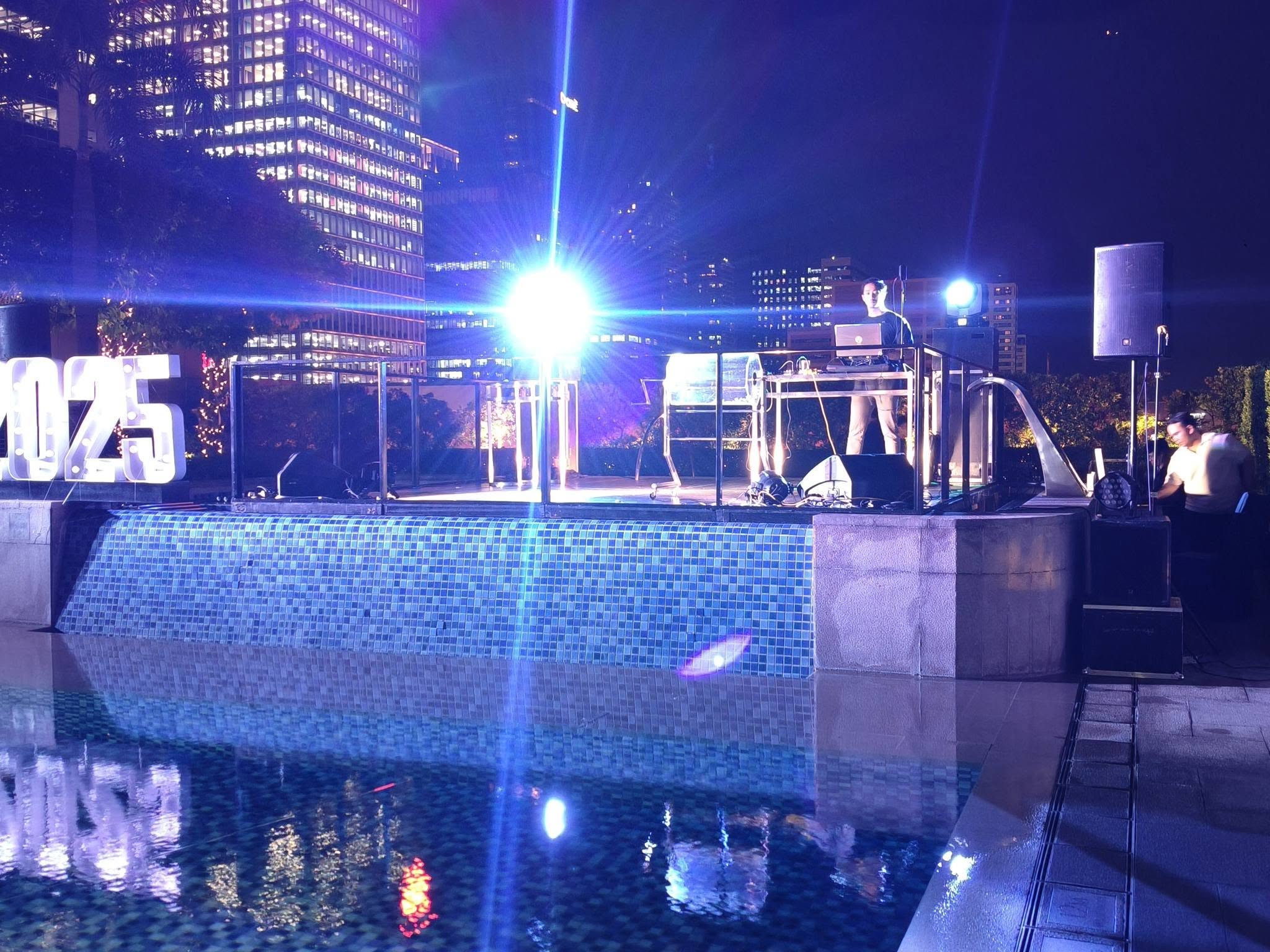 Lighting LED and Audio Powered Equipments for Rental Events