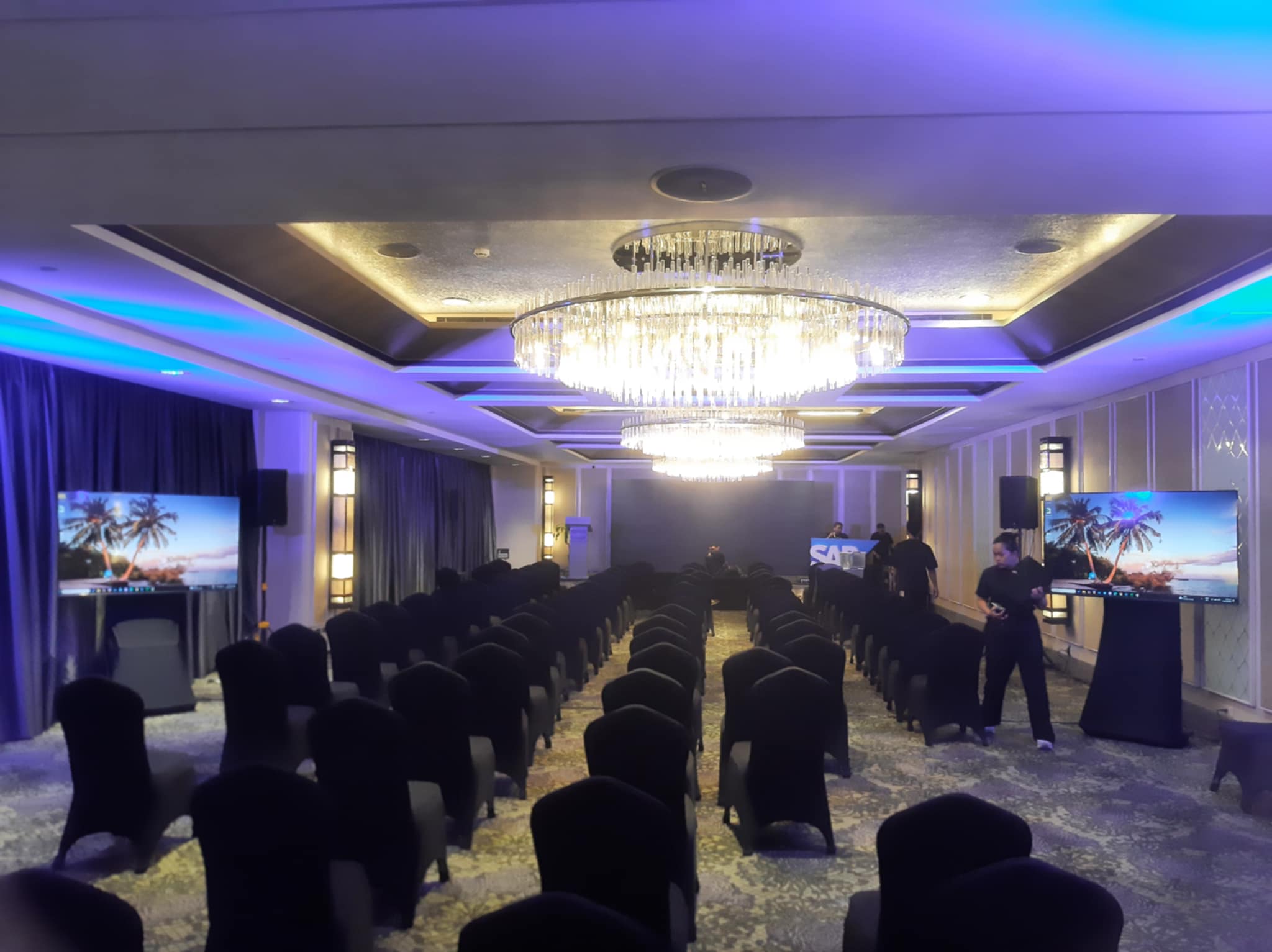 TV, LED WALL,SOUND SYSTEM & PROJECTOR RENTALS