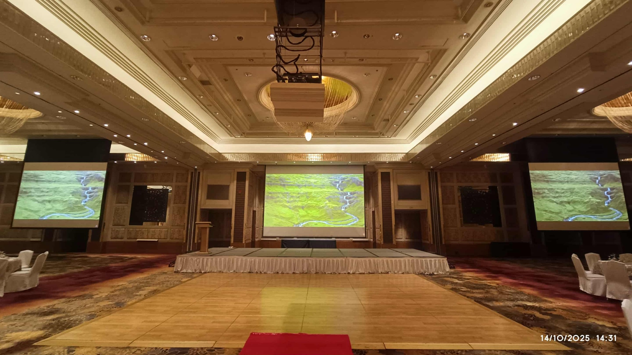 Epson Projector for Rental Events
