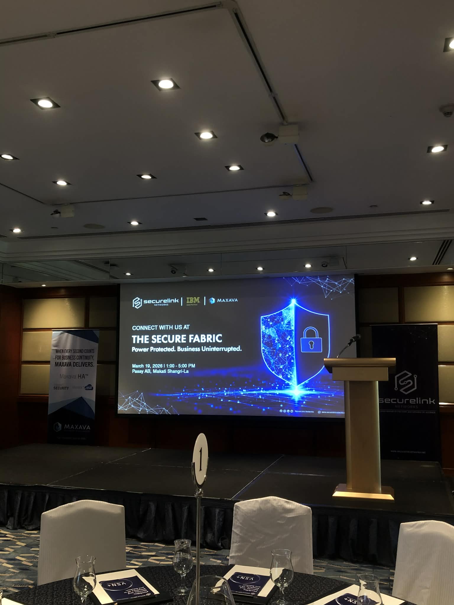 PROJECTOR RENTAL Laser Light 4k Technology